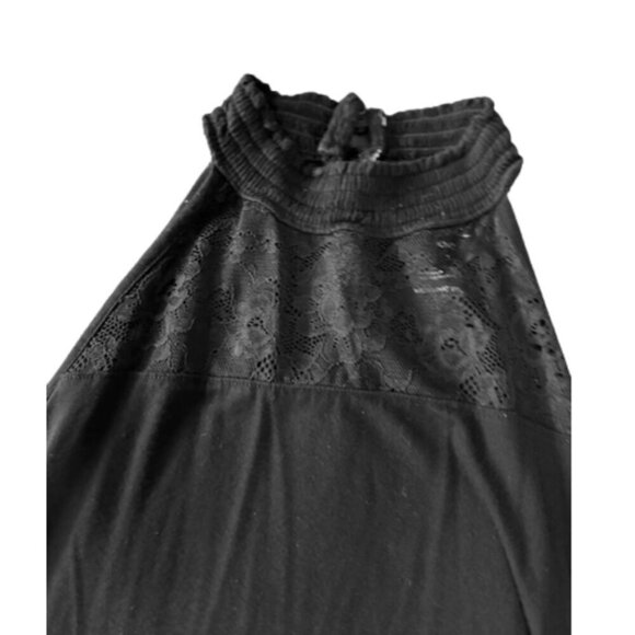 Torrid Super Soft Knit Black Halter Top High Neck Size 1 - Picture 3 of 9